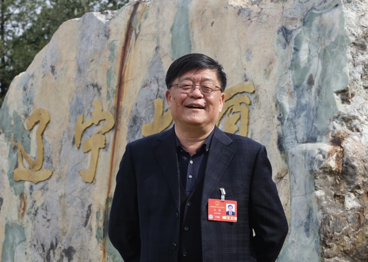 全国人大代表王刚：建筑节能从“一块玻璃”入手(图1)