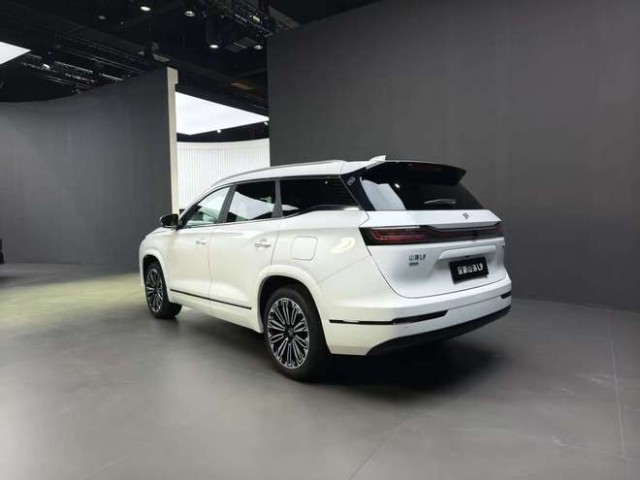 新款捷途山海L9 3月31日开启预售 预计四月初上市(图4)