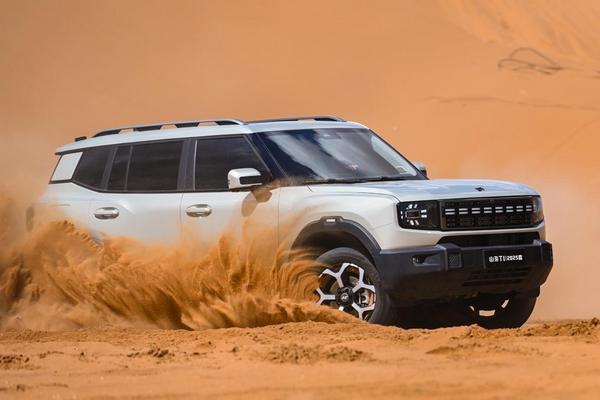 1349万元起！2025款捷途山海T1上市新增长续航和四驱版(图3)