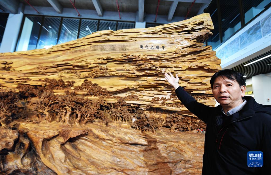 重生欧美骑名媛大洋马从平凡到巅峰的蜕变(图1)