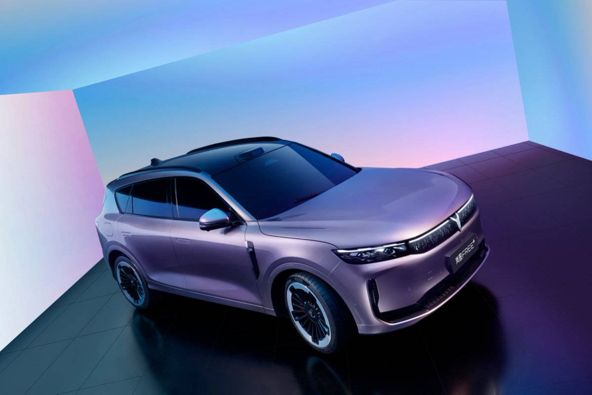 2199万起“最好开华系SUV”岚图FREE+真香不止华为全家桶(图1)