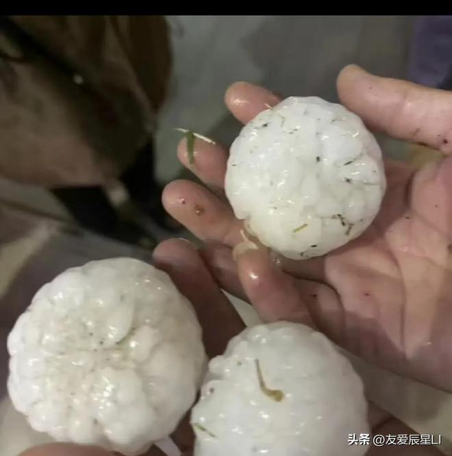 突发！北京冰雹大如鸡蛋汽车玻璃遭殃“冰工厂”效应显现(图10)
