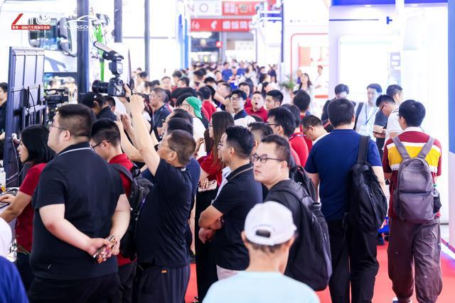 2025 英佛上海国际汽车创新技术周开幕全产业链创新成焦点(图3)