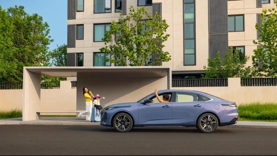 长安第四代逸动上市搭载天枢智能座舱+新蓝鲸动力729万元起！(图1)