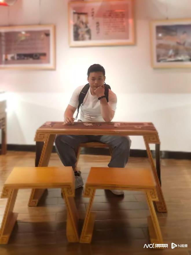 回访台风天砸挡风玻璃救出3人的湛江辅警：另一救人者没留名(图3)