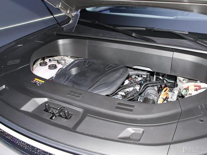 吉利银河M9上市一个月 交付总量突破10000台(图4)