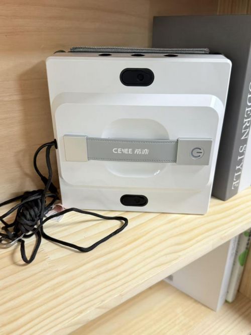 擦玻璃机器人好用么？10款实用耐用擦窗机器人品牌推荐！(图2)
