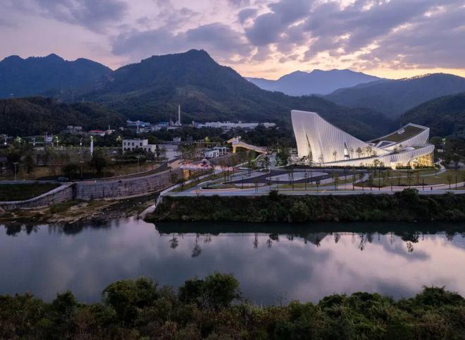 时境建筑 与武夷山共舞的地景建筑——圣农博物馆(图2)