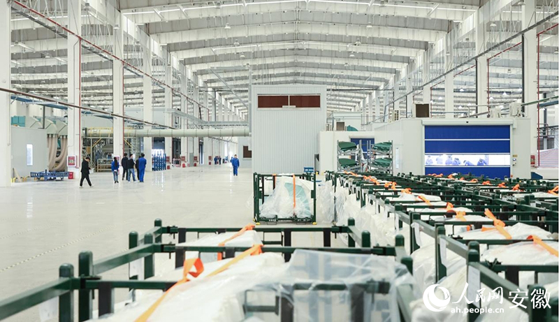 安徽蚌埠：手持“配套”链 舞出新“汽”势(图2)