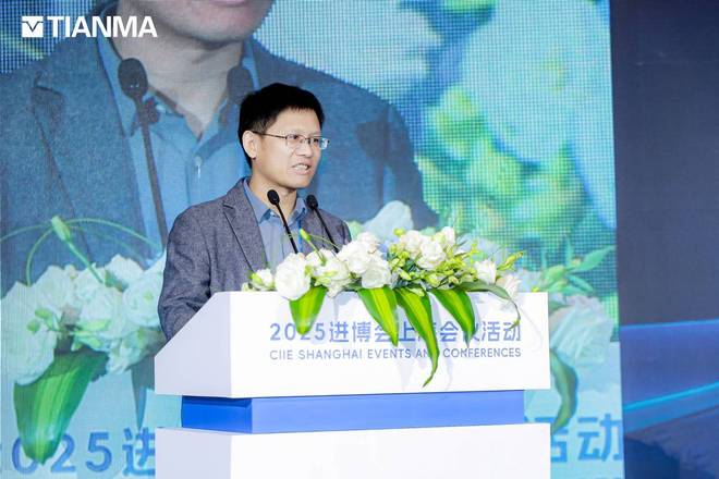 天马Micro-LED透明显示技术亮相进博会拓展车载与商业显示场景(图6)