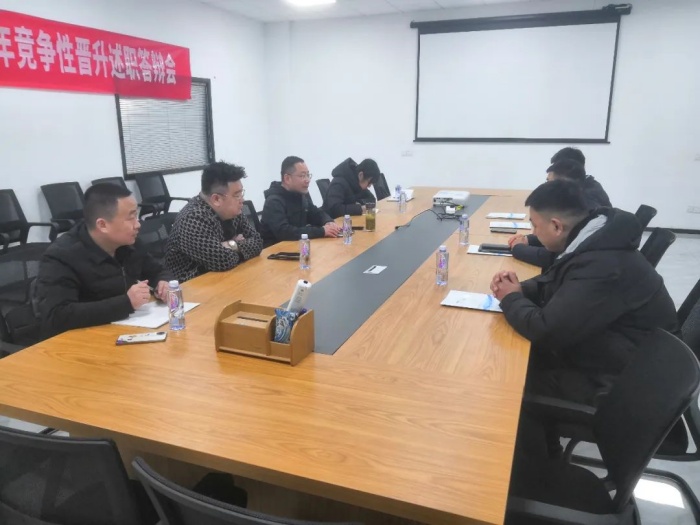 梁刚带队赴外地考察洽谈玻璃项目(图3)