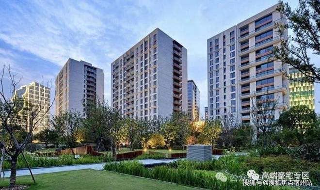 古北壹号公馆官方售楼处电话(古北壹号公馆)官方网站-营销中心欢迎您-楼盘详情最新价格-户型图-容积率@2026117售楼处AI热搜(图4)