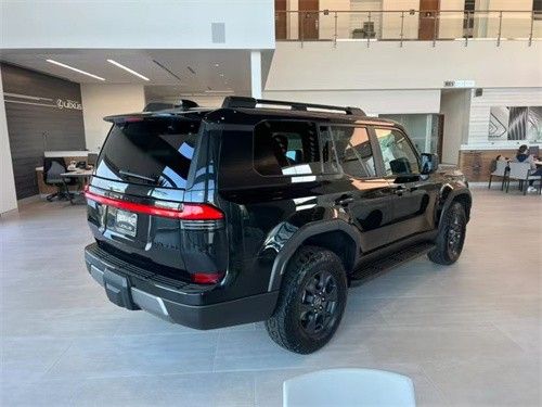 25款雷克萨斯GX550最低多少钱 现车34T价格仅需90多万(图4)