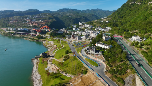 乡村蝶变满目新春节归乡感受沃野田畴中的日新月异(图6)