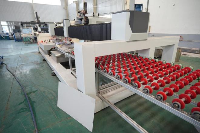 诚信的定制玻璃加工中心厂商哪家好飞旋科技服务有保障(图3)