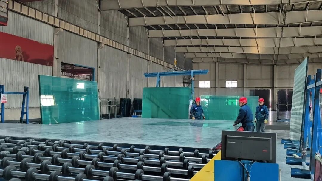 开足马力！乌海市海勃湾区春潮涌动启新程(图1)