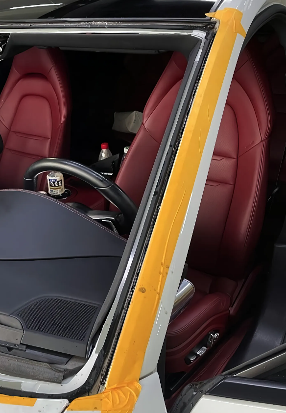 “家属为救心梗患者砸私家车车窗取AED”车主回应(图1)