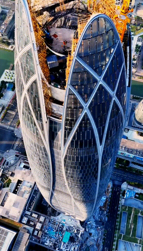 荣誉双收！江河幕墙、江河光伏斩获两项行业大奖(图1)