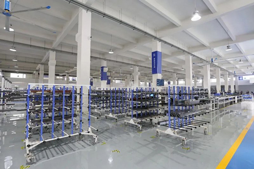 旗滨集团跌209%(图1)