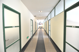 玻璃贴膜隔热膜私密膜安全膜磨砂膜装饰膜建筑膜防爆膜(图5)