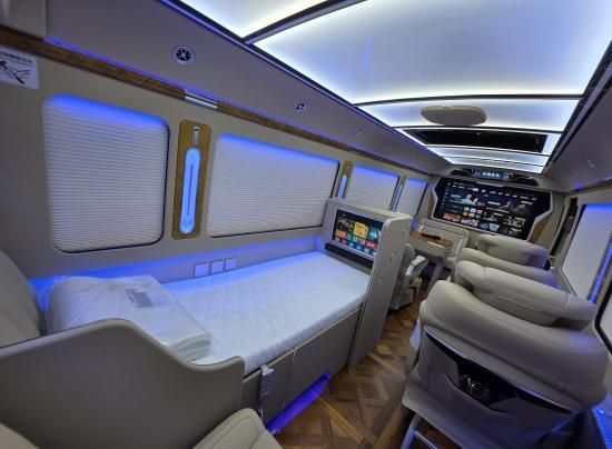 红旗国悦 2026 款 卫生间版 7 座房车现车特价优惠促销中(图6)